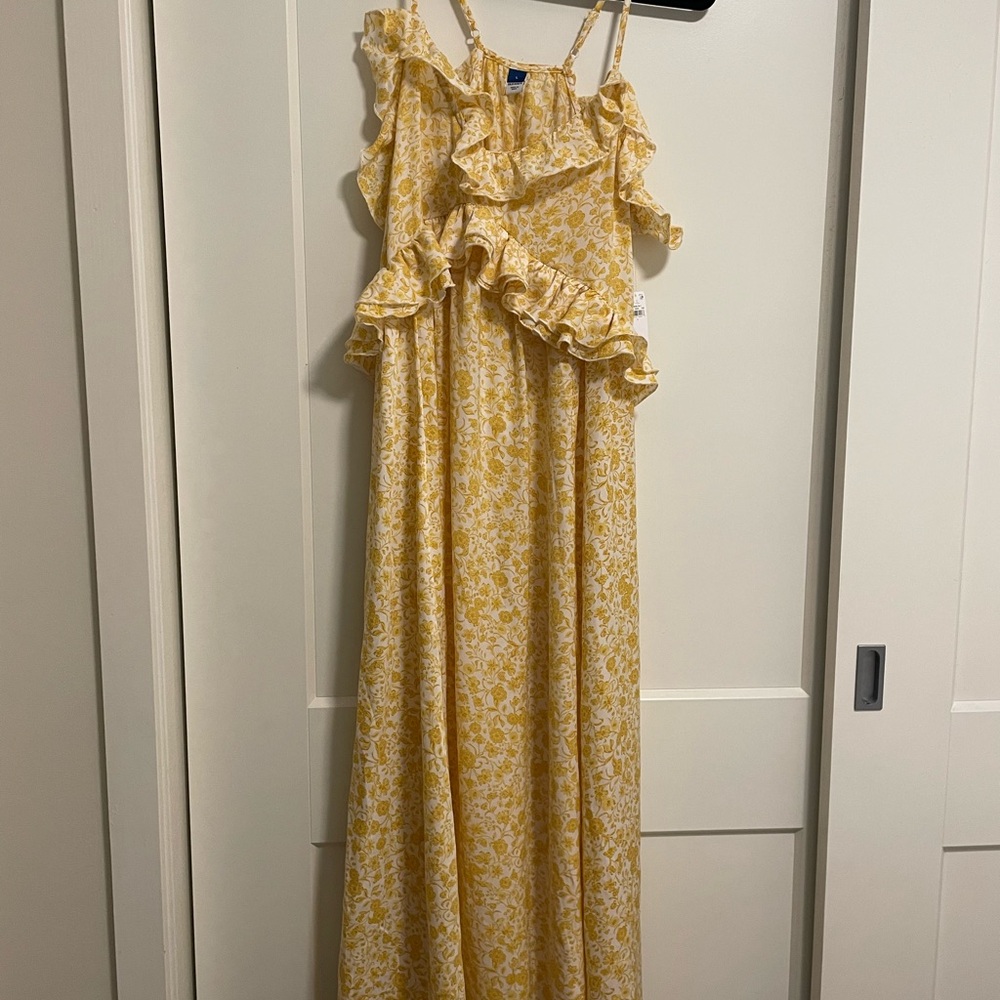 Old Navy Yellow Floral Maxi Dress - Picture 1 of 3